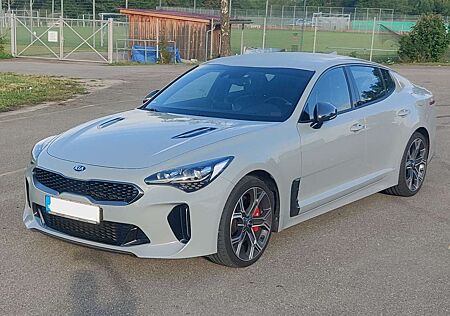 Kia Stinger 3.3 T-GDI AWD OPF GT