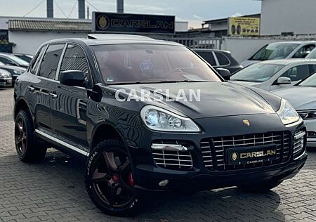 Porsche Cayenne TURBO NAVI+LED+ALCNTRA+BOSE+S.DACH+R.KAM