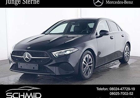 Mercedes-Benz A 200 Limo Progressive Line Standhzg MBeam Burme