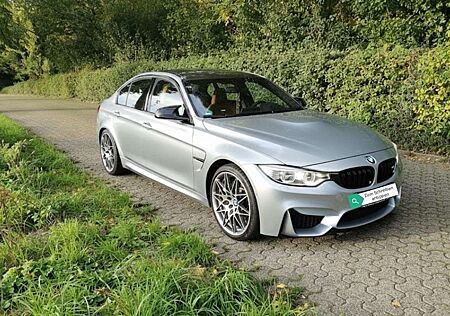 BMW M3 DKG Competition