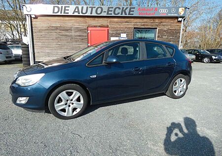 Opel Astra J 1.7 CDTI Edition / Klima