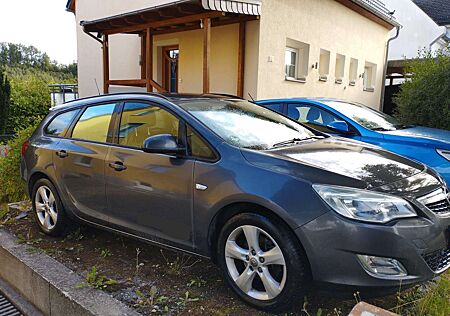 Opel Astra Sports Tourer Diesel 2.0 CDTI