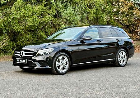Mercedes-Benz C 220 C 220d T 4Matic+1.HAND+LED+CARPLAY+S-HZNG+