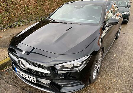 Mercedes-Benz CLA 180 Shooting Brake AMG Line