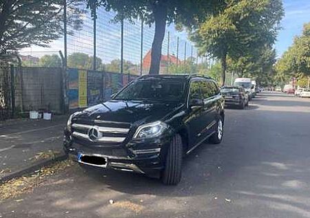 Mercedes-Benz GL 350 BlueTEC 4Matic 7G-TRONIC TOP AUSTATTUNG!!!