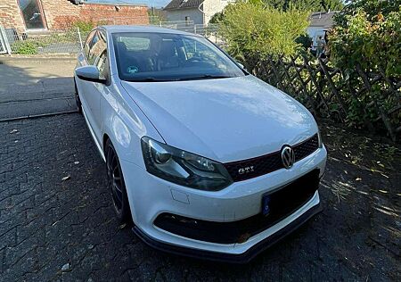 VW Polo GTI Volkswagen Polo 1.4 DSG GTI