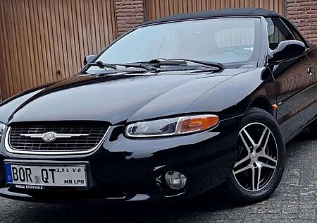 Chrysler Stratus 2.5 LX