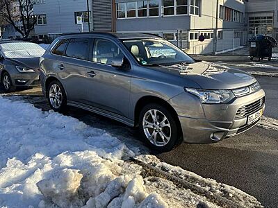 Mitsubishi Outlander 2.2 DI-D 4WD Automatik Intense