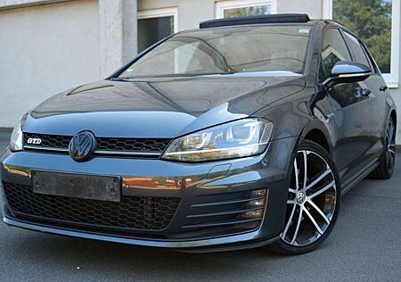 VW Golf Volkswagen 7 GTD DSG Standheizung/Pano/Navi/Bi-Xenon