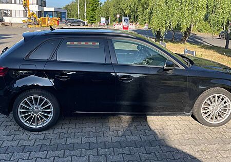 Audi A3 Sportback Diesel 2.0 TDI Sportback (clean diese