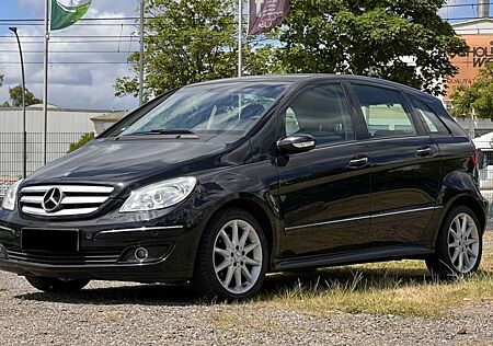 Mercedes-Benz B 200 Automatik #Sport #Alufelgen #Scheckheft