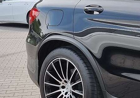 Mercedes-Benz GLC 250 d 4Matic 9G-TRONIC AMG Line