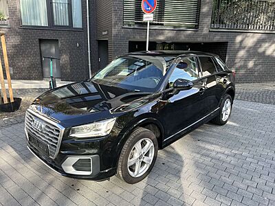 Audi Q2 1.4 TFSI COD S Tronic Sport Line LED Navi PDC Shzg