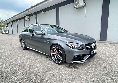 Mercedes-Benz C 63 AMG C-Klasse T-Modell S T Speedshift 7G-MCT