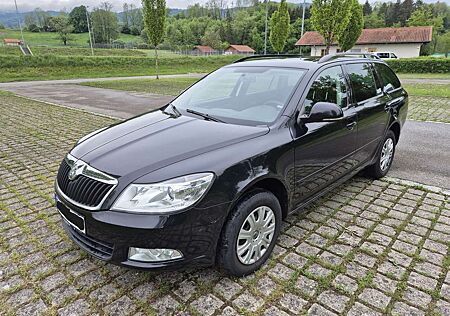 Skoda Octavia 1.6 TDI 4x4 !! Allrad + AHK !!