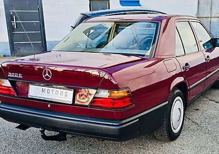 Mercedes-Benz 300 E Tüv NEU+SHZ+S.DACH+TOP!!!