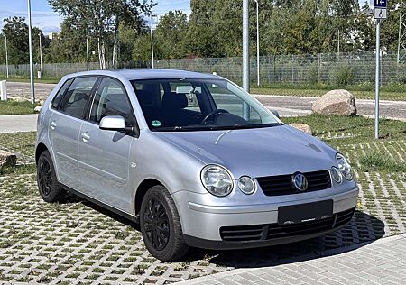 VW Polo Volkswagen 1.2 *TÜV 2026*Einparkhilfe**143.000KM*