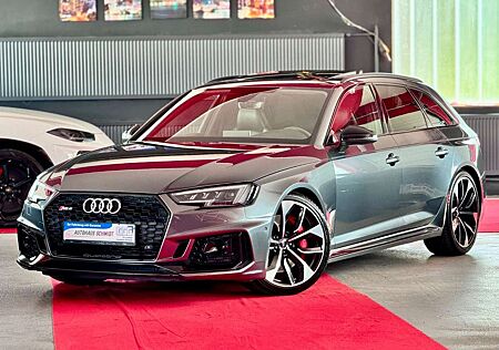 Audi RS4 Pano ACC HeadUp Raute B&O Sportabgas Matrix