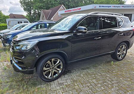 SsangYong Rexton 2.2 D Saphire 4WD AHK Leder Navi Bluetooth uvm
