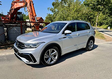 VW Tiguan Volkswagen 1.5 TSI OPF DSG R-Line