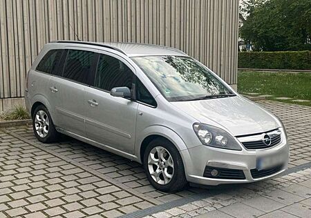 Opel Zafira 1.8 Edition