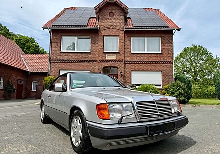 Mercedes-Benz CE 300 300 CE W124 E-Klasse Cabriolet Deutsch vom Arzt