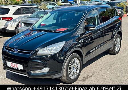 Ford Kuga Titanium 4x4-KLIMA-SHZG-AHK-BIXENON-SER NEU