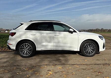 Audi Q3 35 TFSI S line