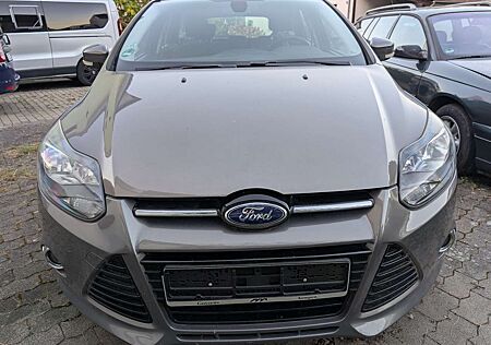 Ford Focus Turnier 1.0 EcoBoost Start-Stopp-SystemTitanium