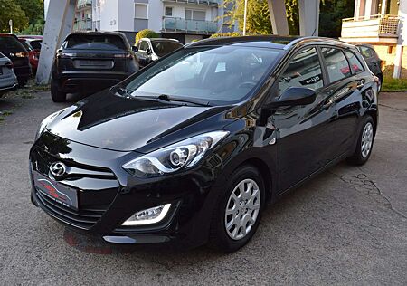 Hyundai i30 i30cw 1.4 Trend*Sitzheizung*Tempomat*