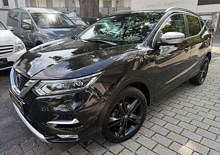 Nissan Qashqai 1.3N-Motion,PDC Kamera,Keylees go,1.Hand