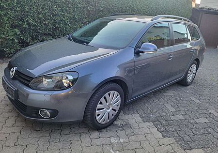 VW Golf Volkswagen 1.6 TDI Trendline Variant
