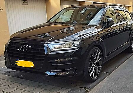 Audi Q7 3.0 TDI quattro tiptronic Allrad 272PS