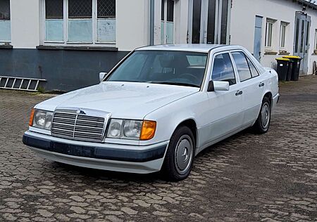 Mercedes-Benz E 200 124*AUTOMATIK*ABS*