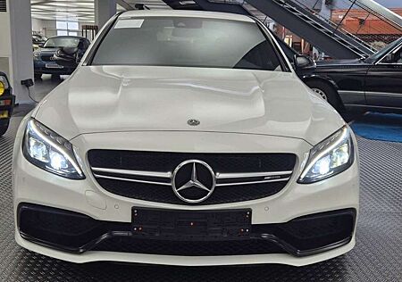 Mercedes-Benz C 63 AMG Night-Paket*KEYLESS*Burmester*OHNE OPF*