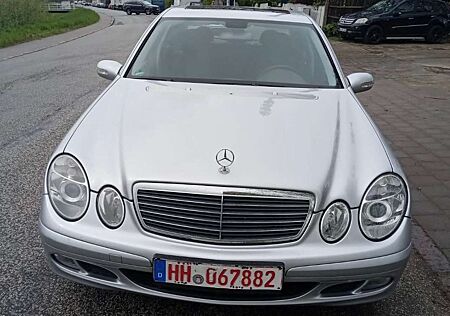 Mercedes-Benz E 200 Kompressor*Automatik,Klima,Scheibiedach