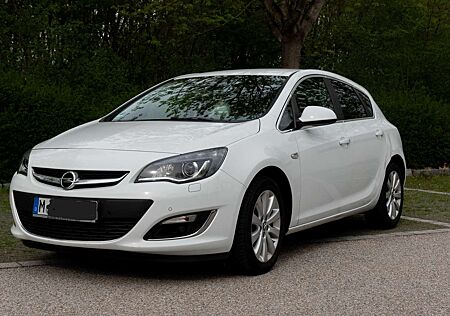 Opel Astra 1.6 CDTI DPF ecoFLEX Start/Stop Edition