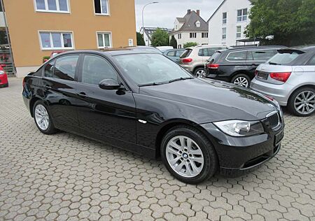BMW 318 i E90 Baureihe *Gepflegt*