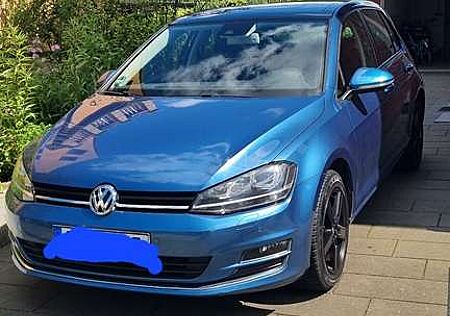 VW Golf Volkswagen 1,4 TSI Highline (150 PS) Standheizung Pano,Alarm