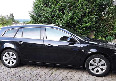 Opel Insignia 2.0 Bi Turbo CDTI 4x4 Sports Tourer Aut.