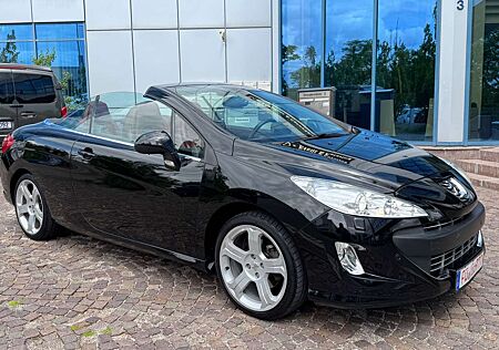 Peugeot 308 CC Cabrio-Coupe Platinum 1.6 i 115 Kw Xenon