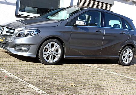 Mercedes-Benz B 200 gebraucht kaufen Mercedes-Benz B 200 7G-DCT EXCLUSIVE-PAKET *2-HAND / Gepflegt