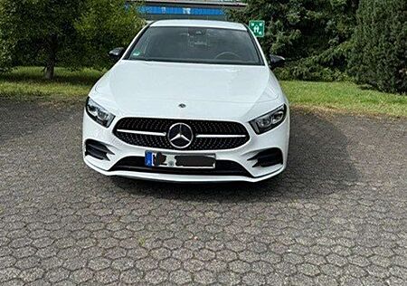 Mercedes-Benz A 180 Advanced AMG Line