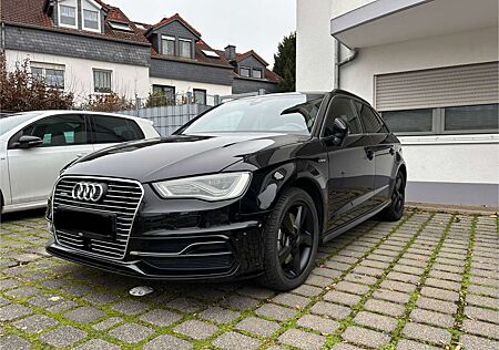 Audi A3 1.4 TFSI Sportback e-tron S line Sportpaket