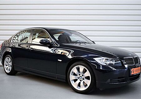 BMW 330 i Limousine+Navi+Tempomat+SHZ+Nur 30.000KM