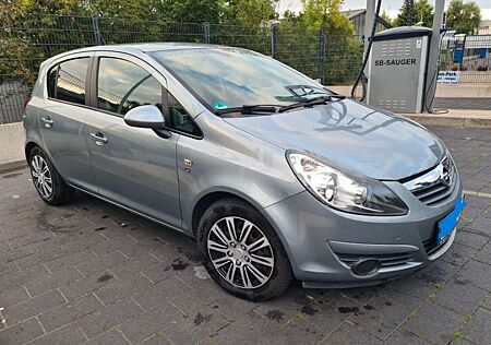 Opel Corsa 5-Türer 1.4 16V Edition 111 Jahre