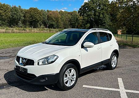 Nissan Qashqai Visia 1.6 Klimaauto DAB Panorama