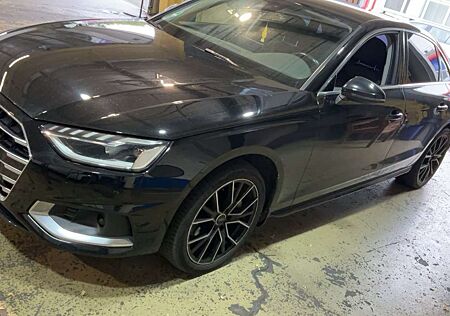 Audi A4 40 TDI S tronic