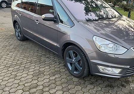 Ford Galaxy Titanium bj.2012