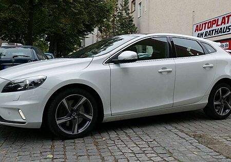 Volvo V40 Momentum